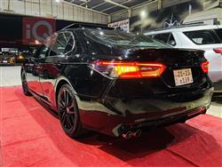 تۆیۆتا کامری